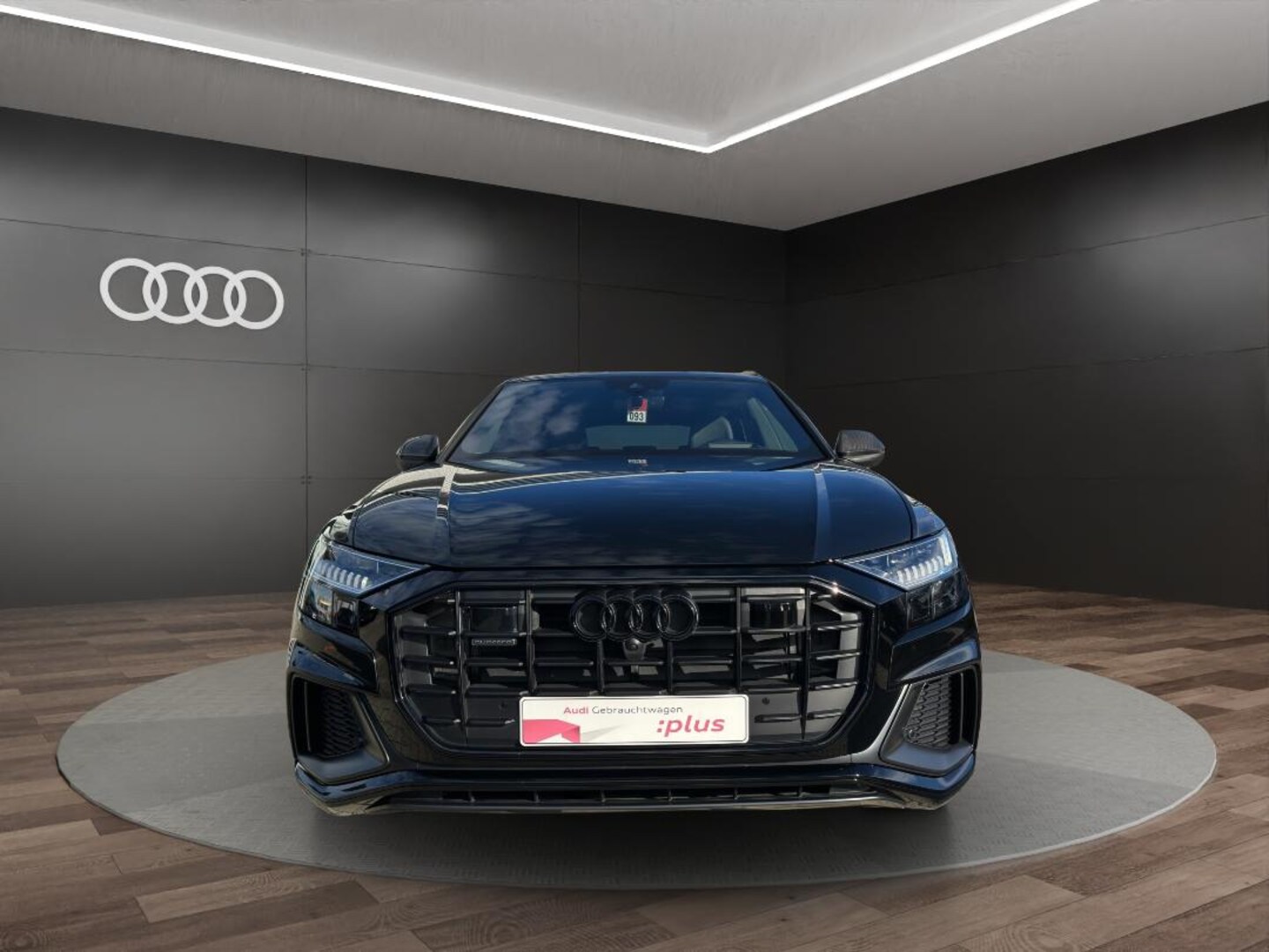 Bild über Audi Q8 competition plus 50 TDI quattro tiptronic - für weitere Informationen kontaktieren Sie den Audi Partner