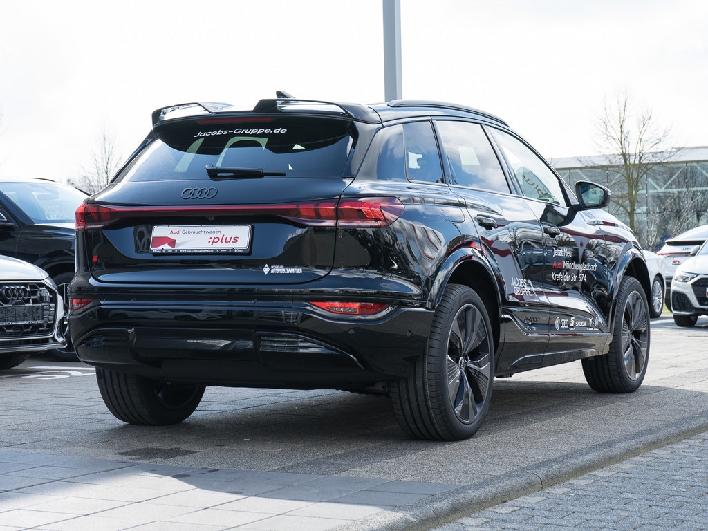 Image about Audi SQ6 SUV e-tron e-tron quattro