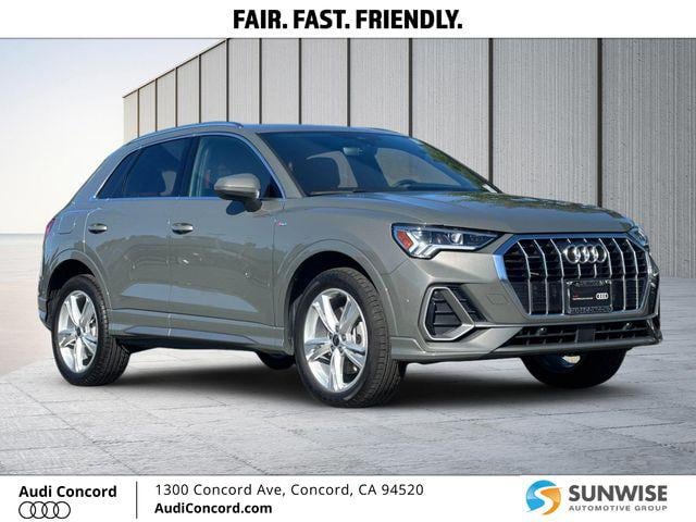 2023 Audi Q3 45 TFSI S Line Premium quattro's photo