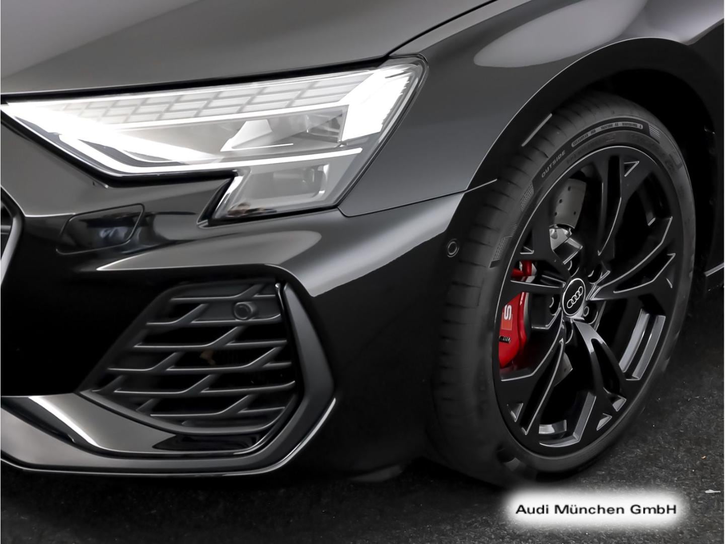 Bild über Audi S3 Sportback TFSI quattro S tronic - für weitere Informationen kontaktieren Sie den Audi Partner
