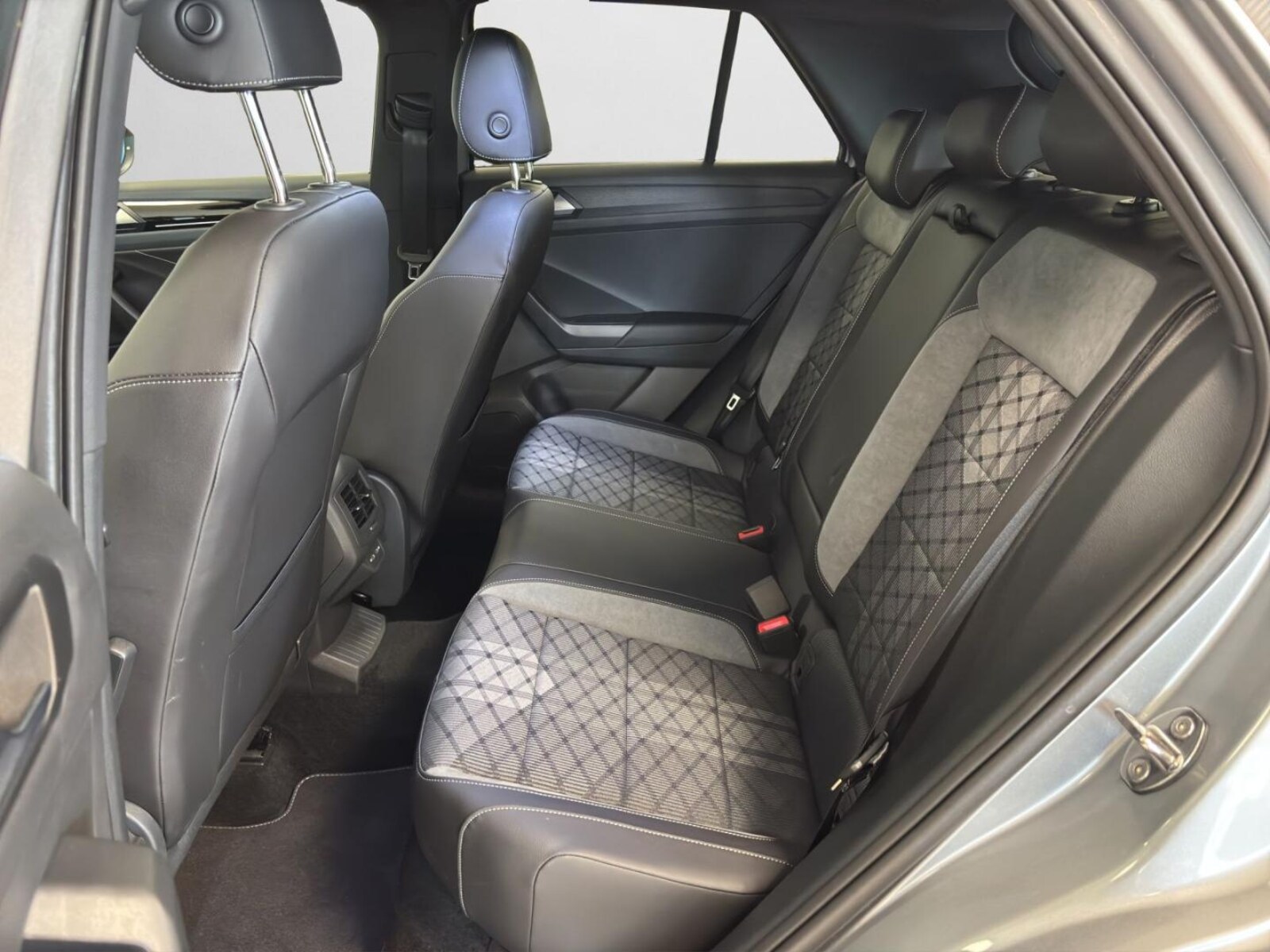 Volkswagen T-Roc – Bild 14