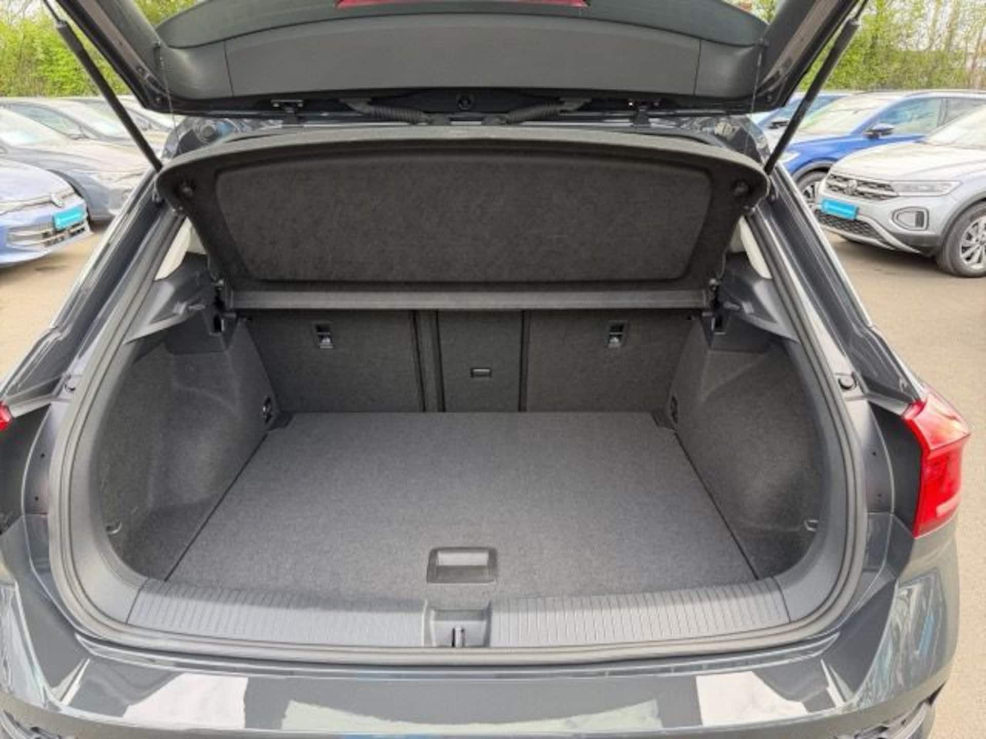 Volkswagen T-Roc Active