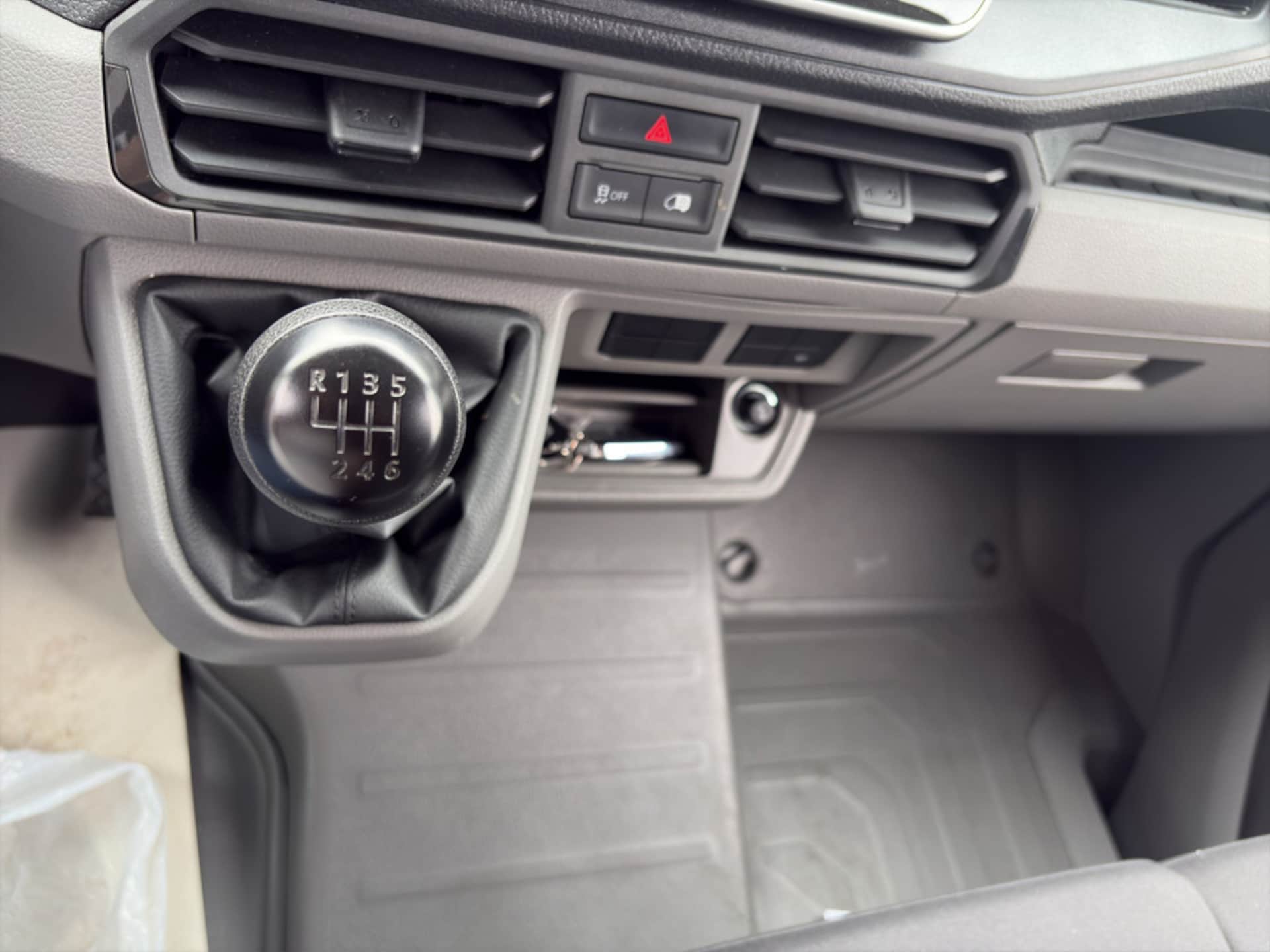Volkswagen Crafter Kasten langer Radstand