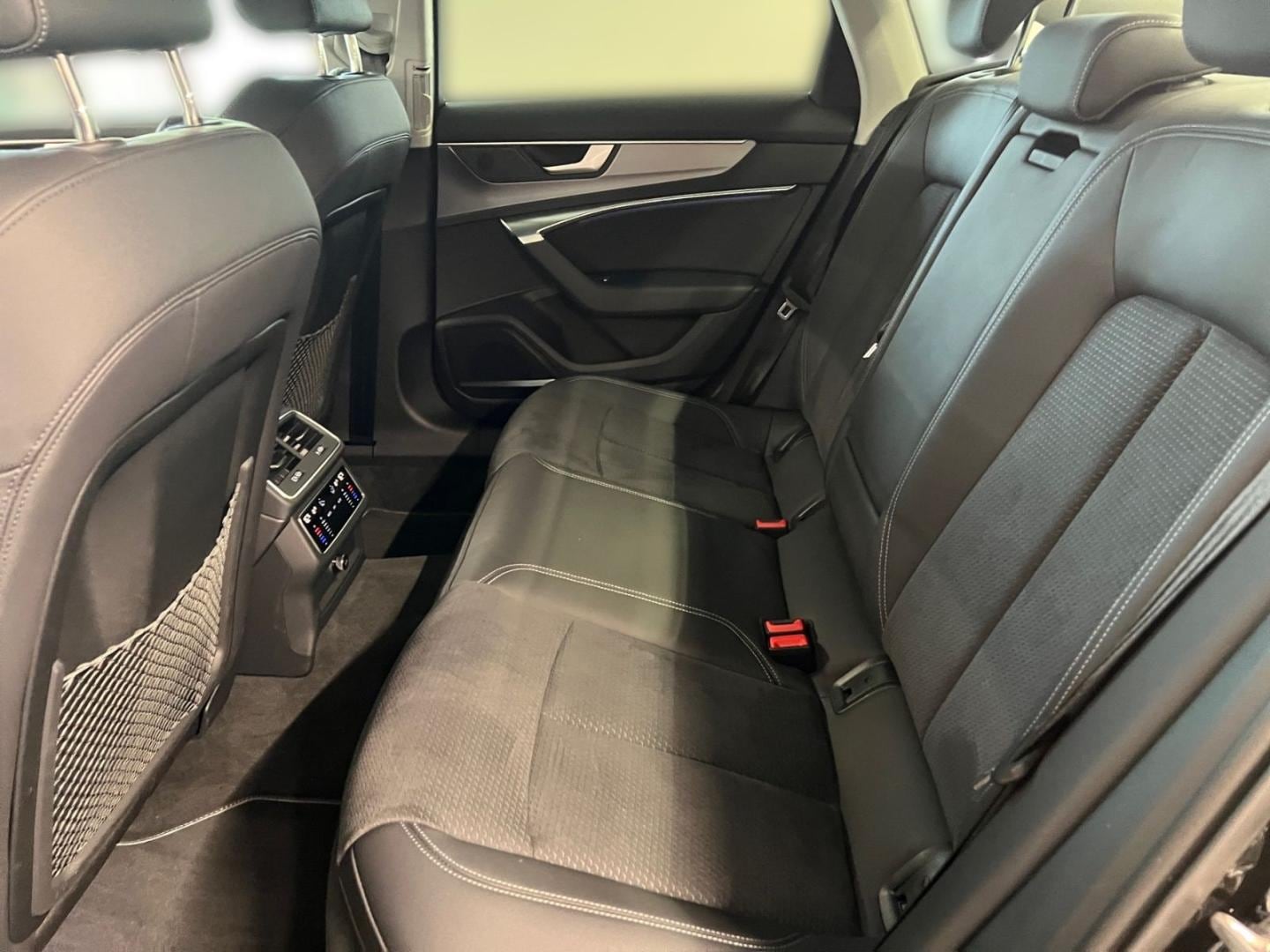 Bild über Audi S6 Limousine TDI quattro tiptronic - für weitere Informationen kontaktieren Sie den Audi Partner