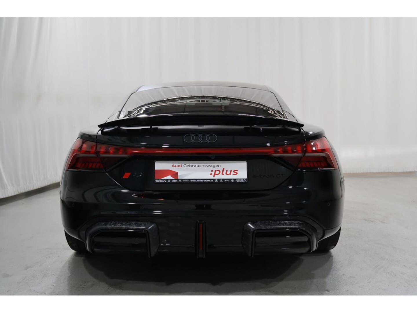 Bild über Audi RS e-tron GT performance e-tron quattro - für weitere Informationen kontaktieren Sie den Audi Partner