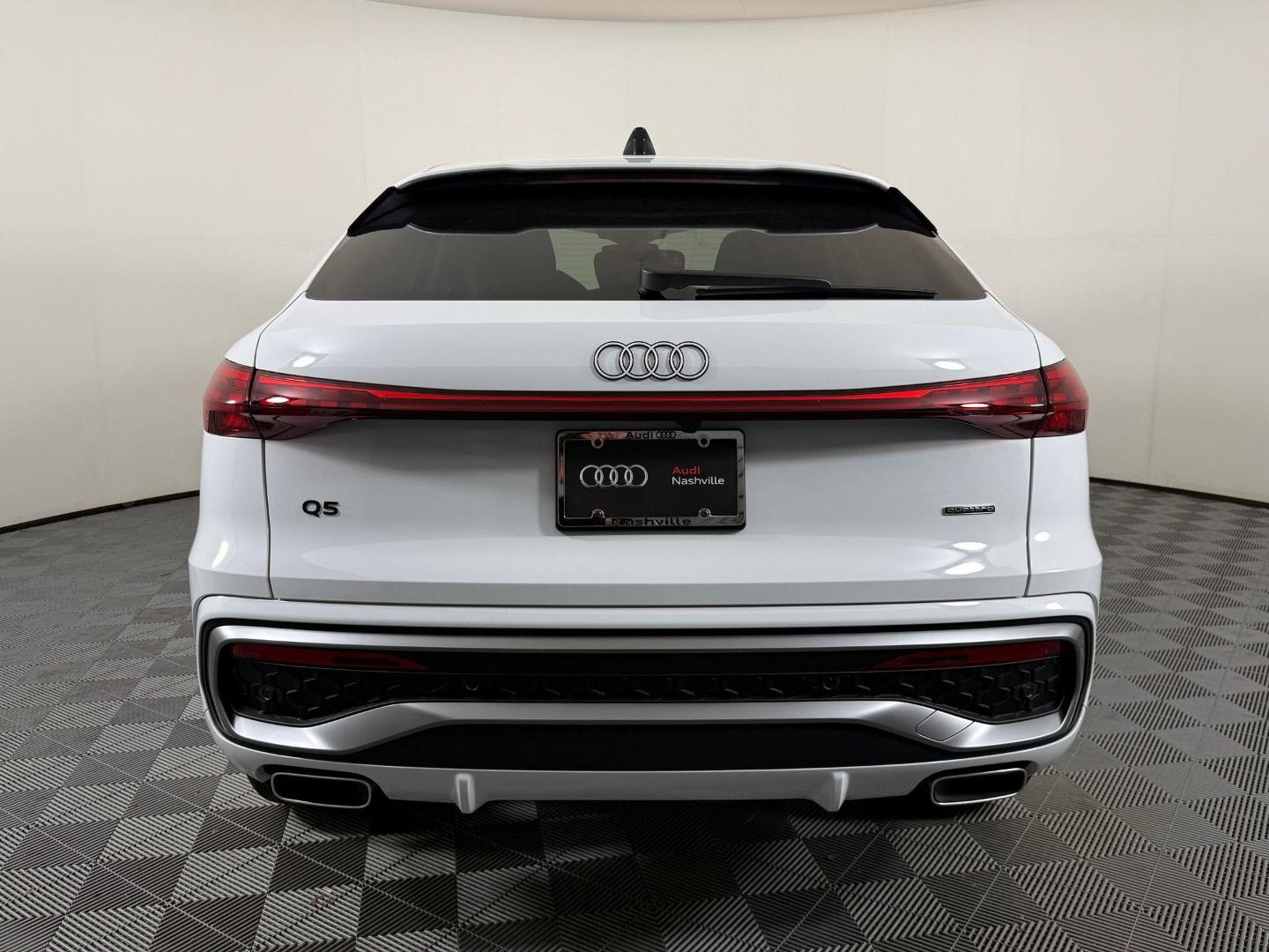 2025 Audi Q5 Sportback Premium Plus - Photo 10