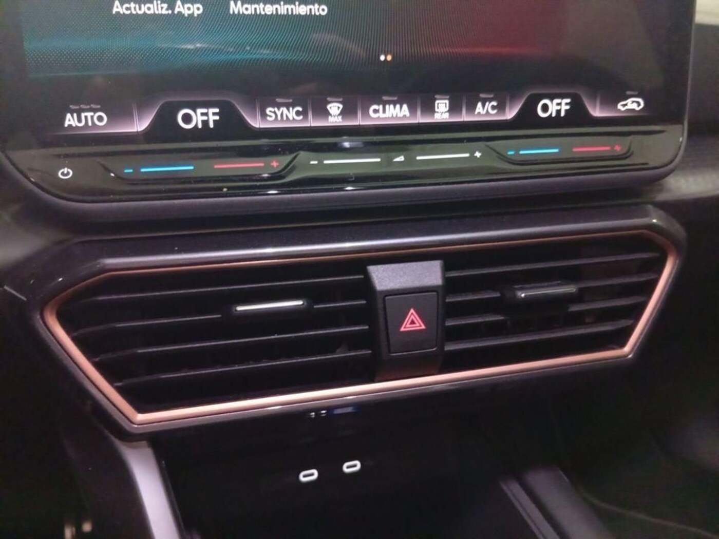 CUPRA Formentor 1.5 TSI e-Hybrid DSG 150 kW (204 CV) — photo 19