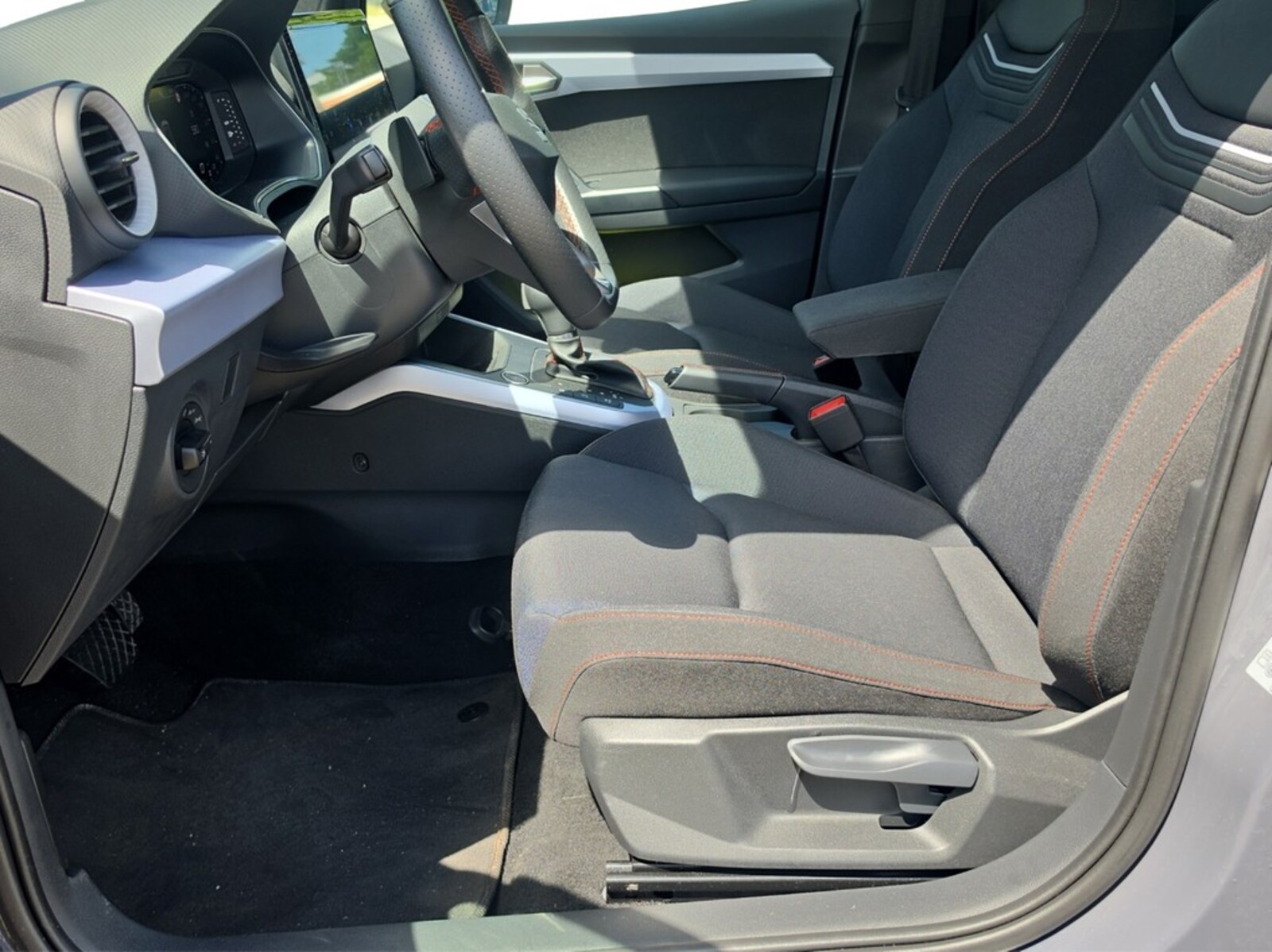 SEAT Arona – Bild 11