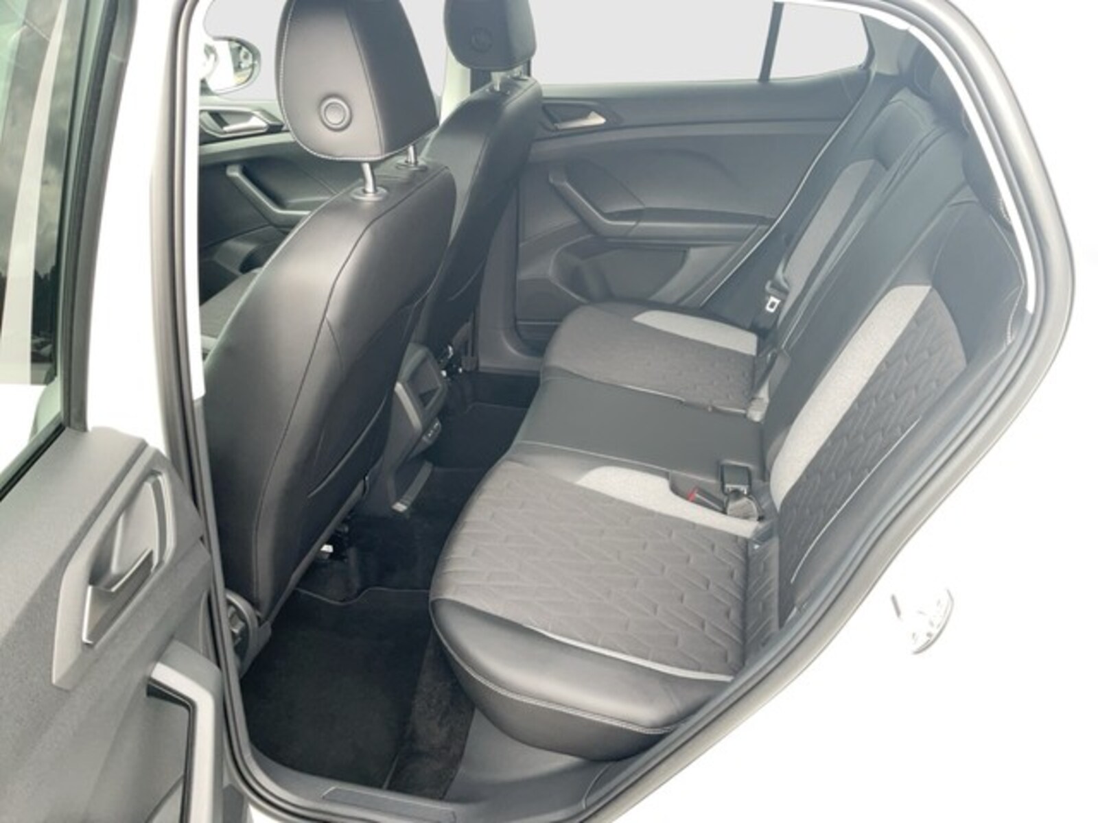 Volkswagen T-Cross – Bild 13
