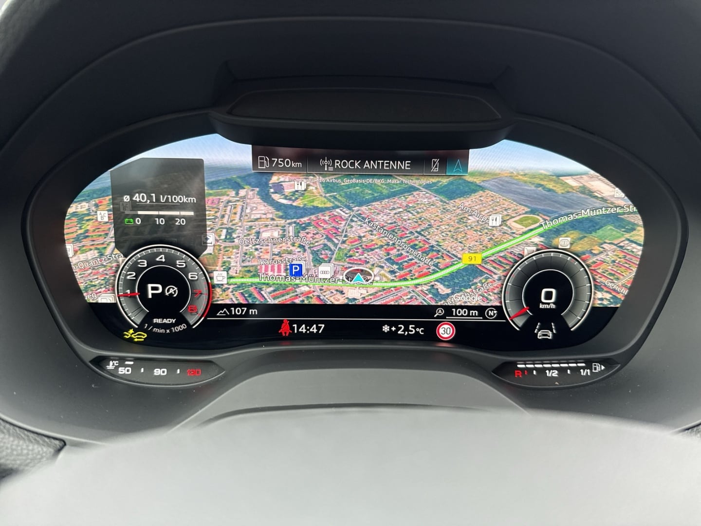 Bild über Audi Q2 advanced 35 TFSI S tronic - für weitere Informationen kontaktieren Sie den Audi Partner