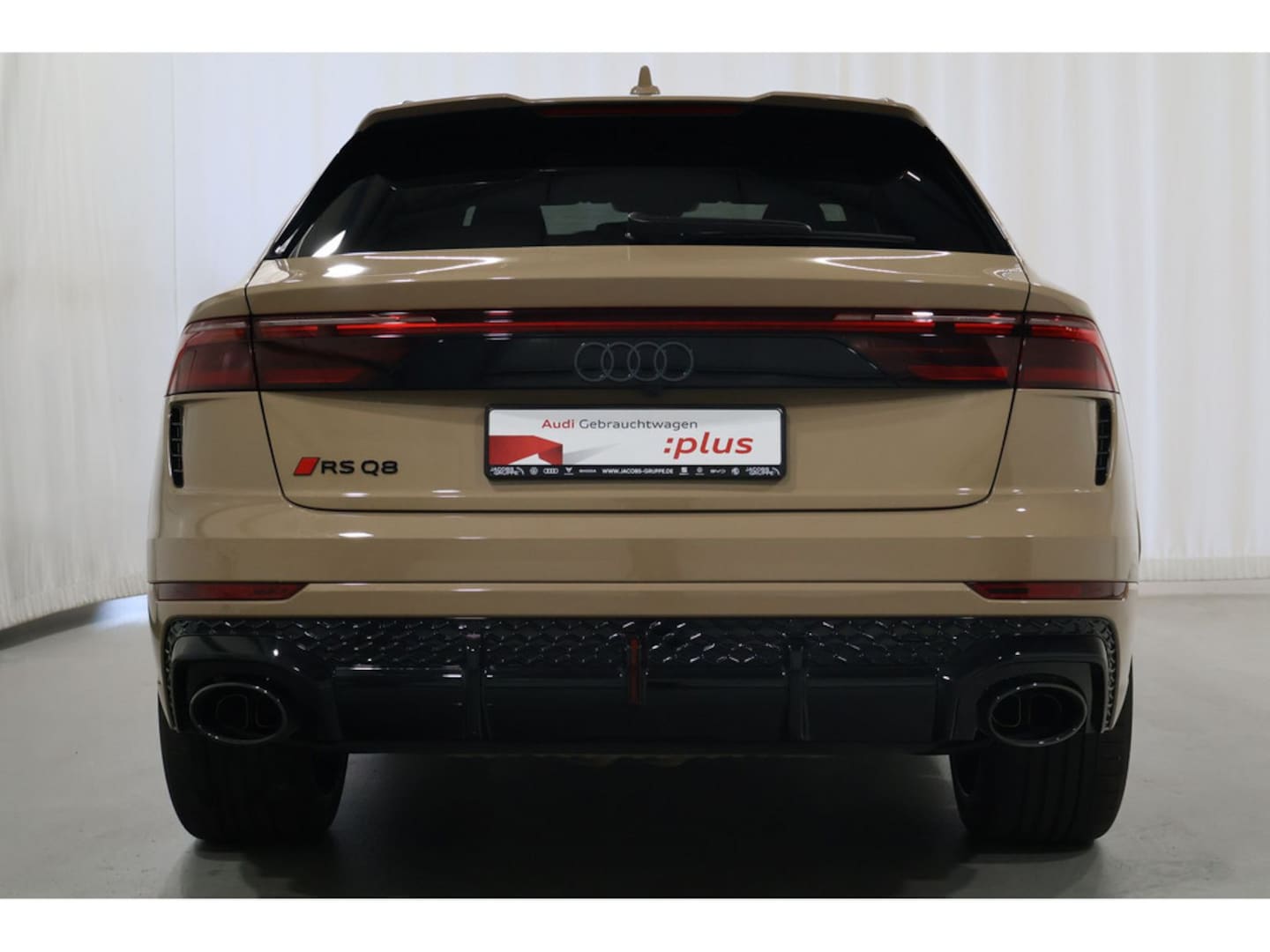 Bild über Audi RS Q8 SUV TFSI quattro 441 kW tiptronic - für weitere Informationen kontaktieren Sie den Audi Partner