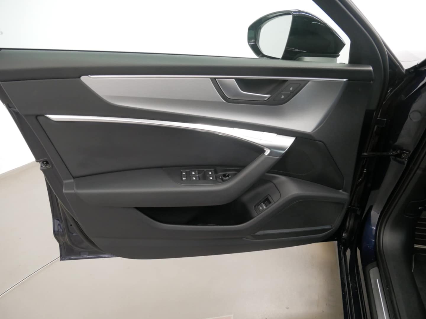 Bild über Audi S6 Avant TDI quattro tiptronic - für weitere Informationen kontaktieren Sie den Audi Partner
