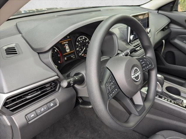2025 Nissan Altima