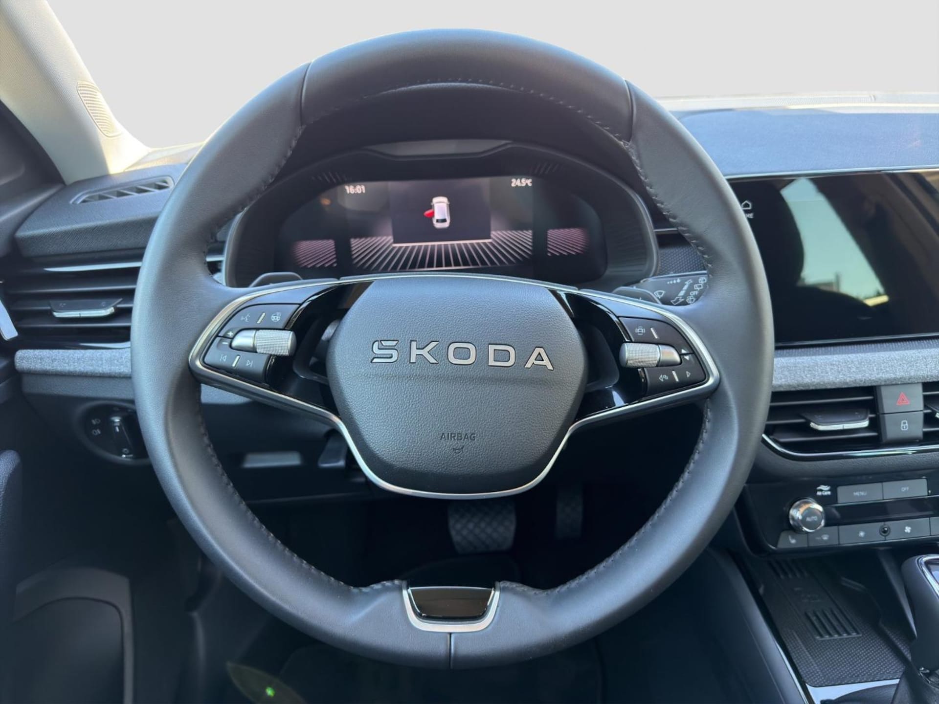 Skoda Scala Tour