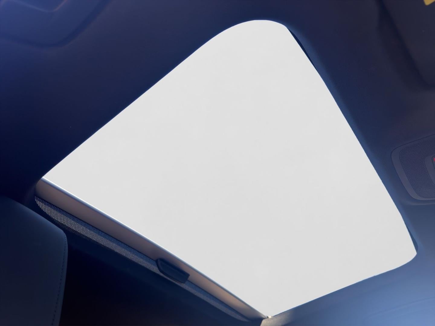 Bild über Audi RS 3 Sportback TFSI quattro S tronic - für weitere Informationen kontaktieren Sie den Audi Partner