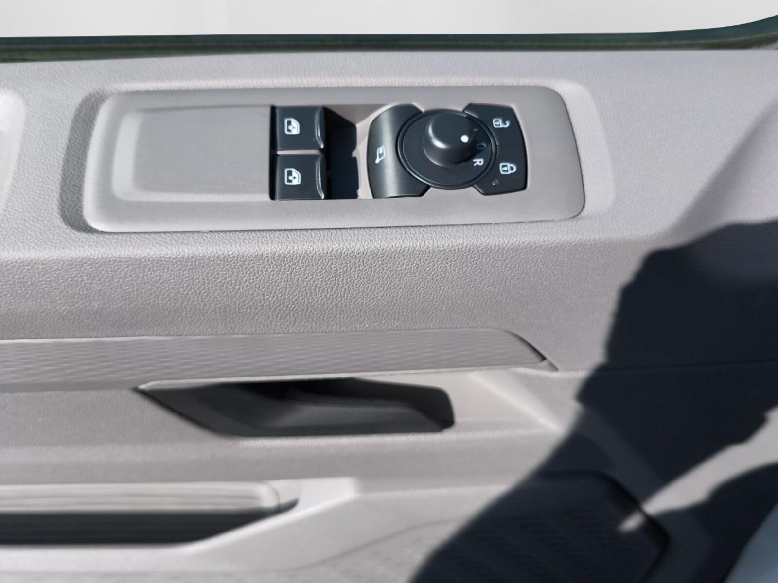 Volkswagen Transporter Kasten kurzer Radstand – Bild 12