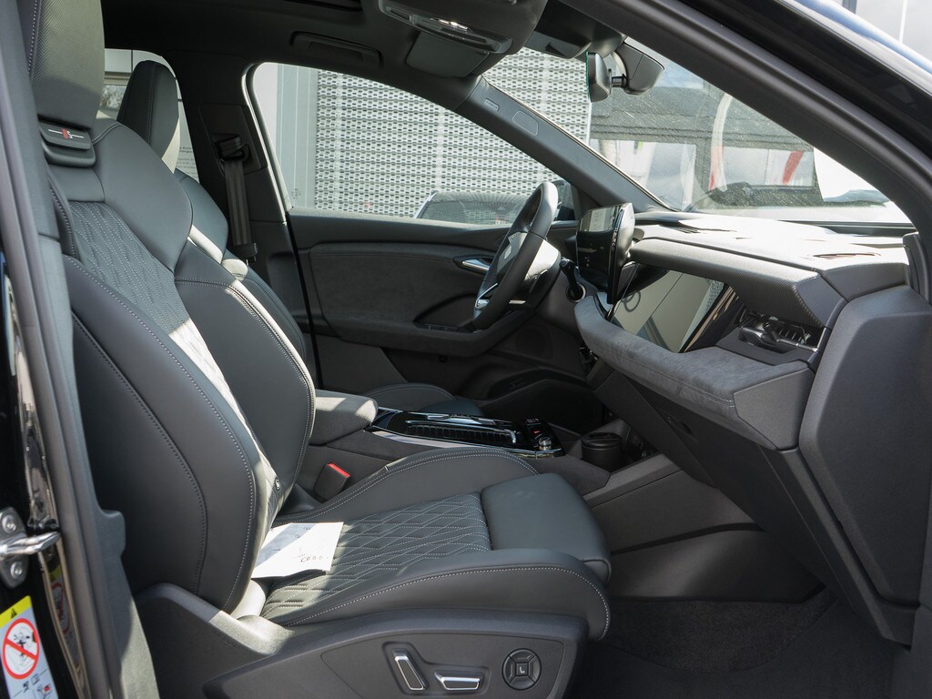 Image about Audi SQ6 SUV e-tron e-tron quattro