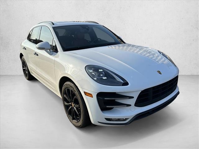 2017 PORSCHE MACAN - Image 3