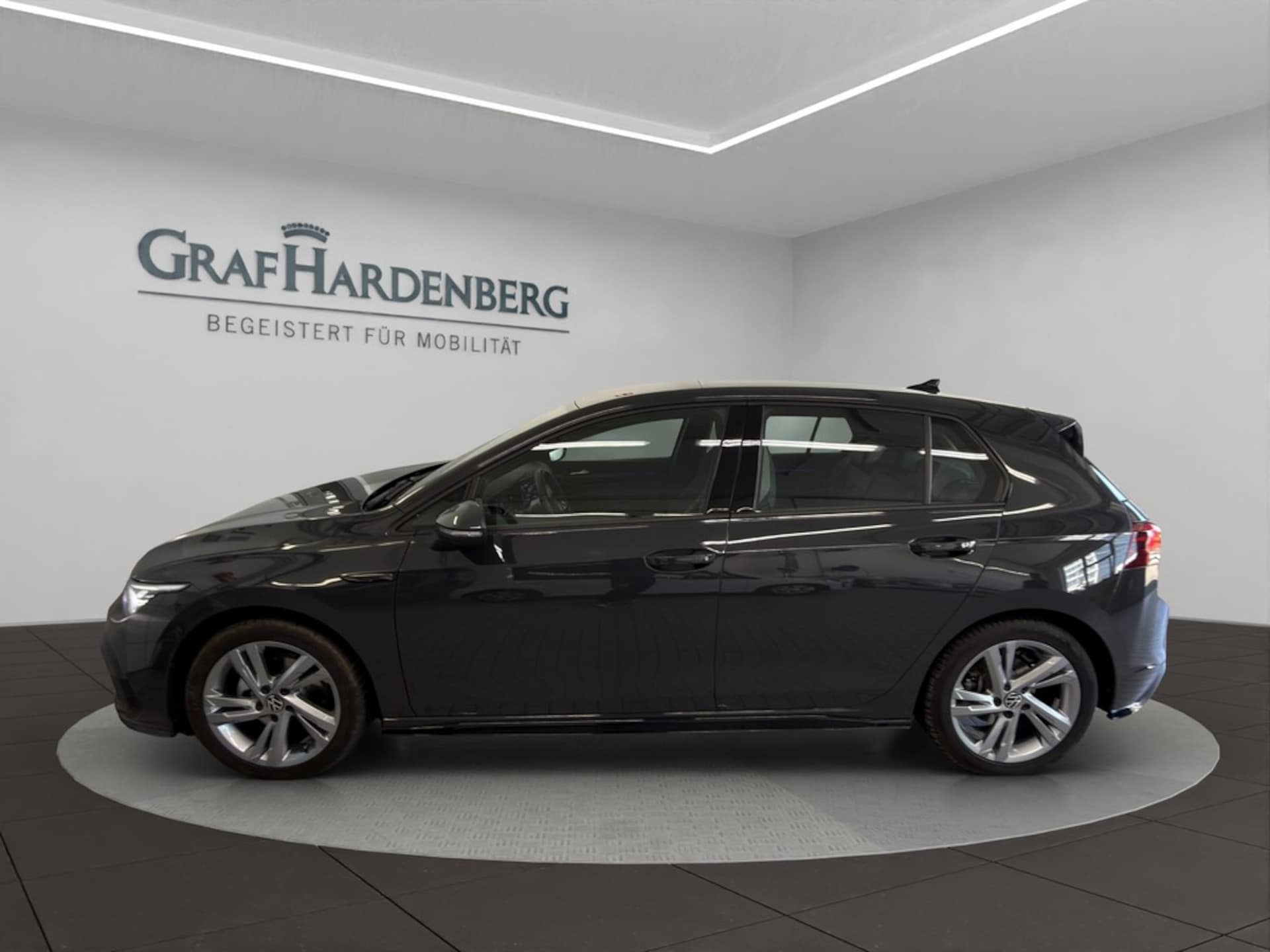 Volkswagen Golf R-Line