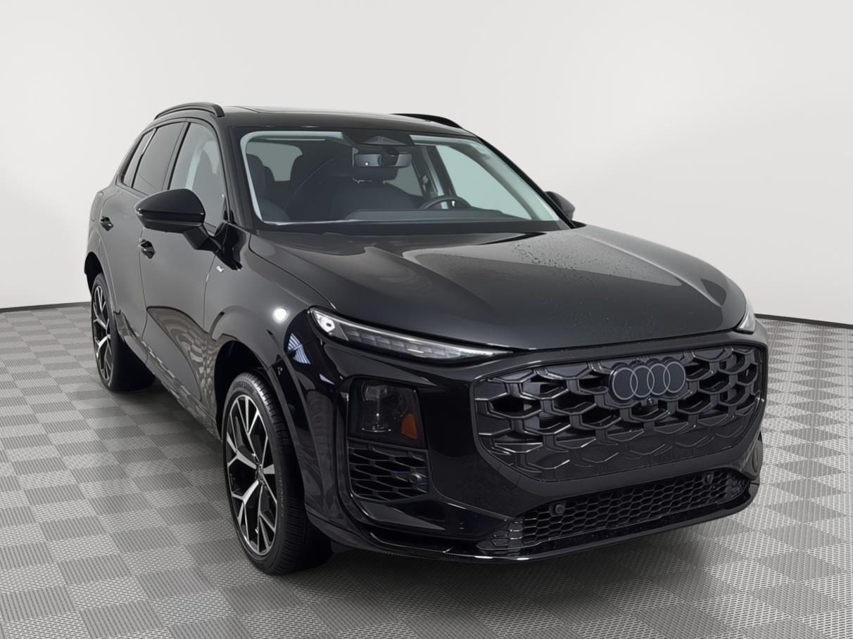 2026 Audi Q3 S line quattro's photo
