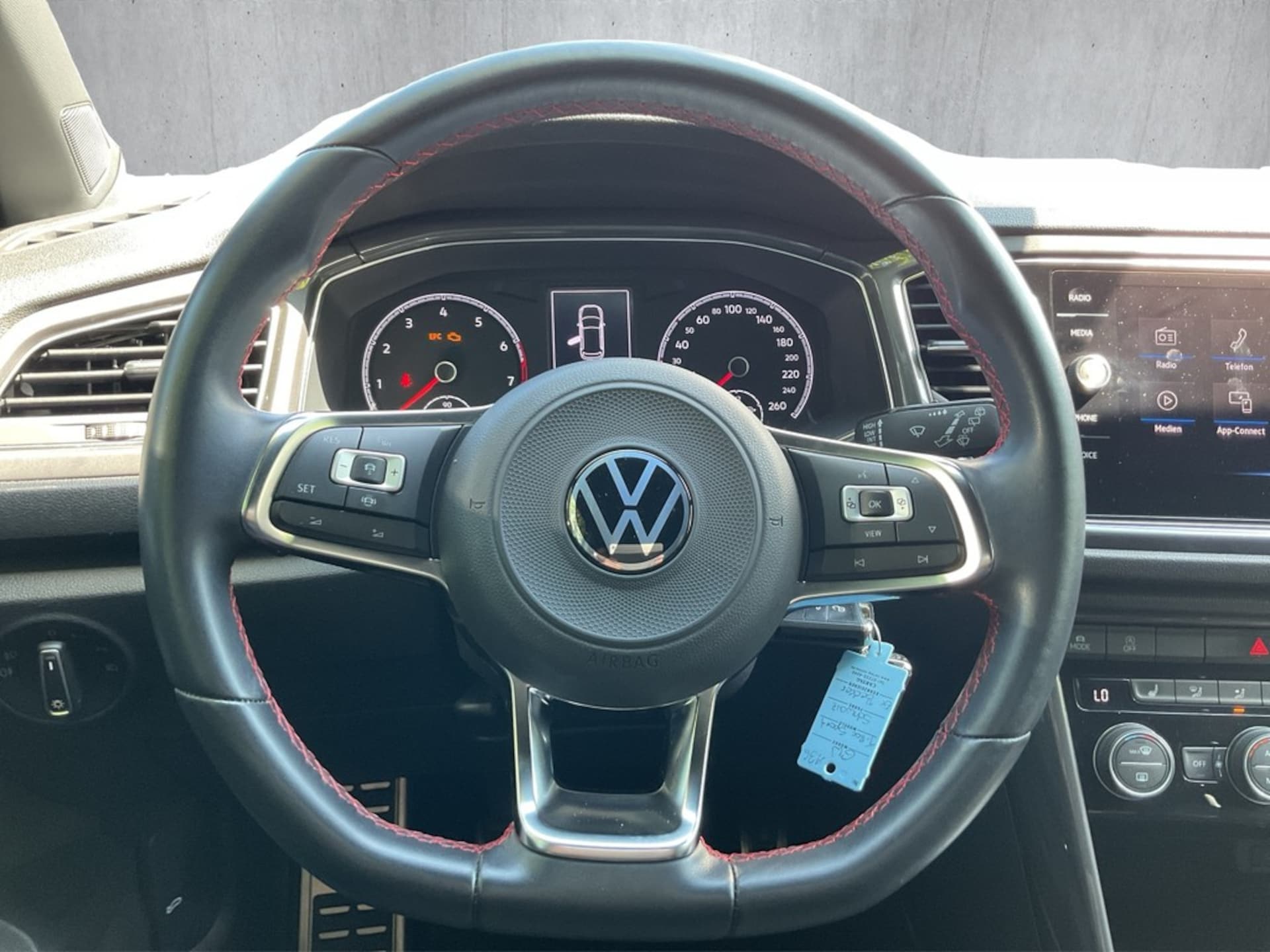 Volkswagen T-Roc Sport