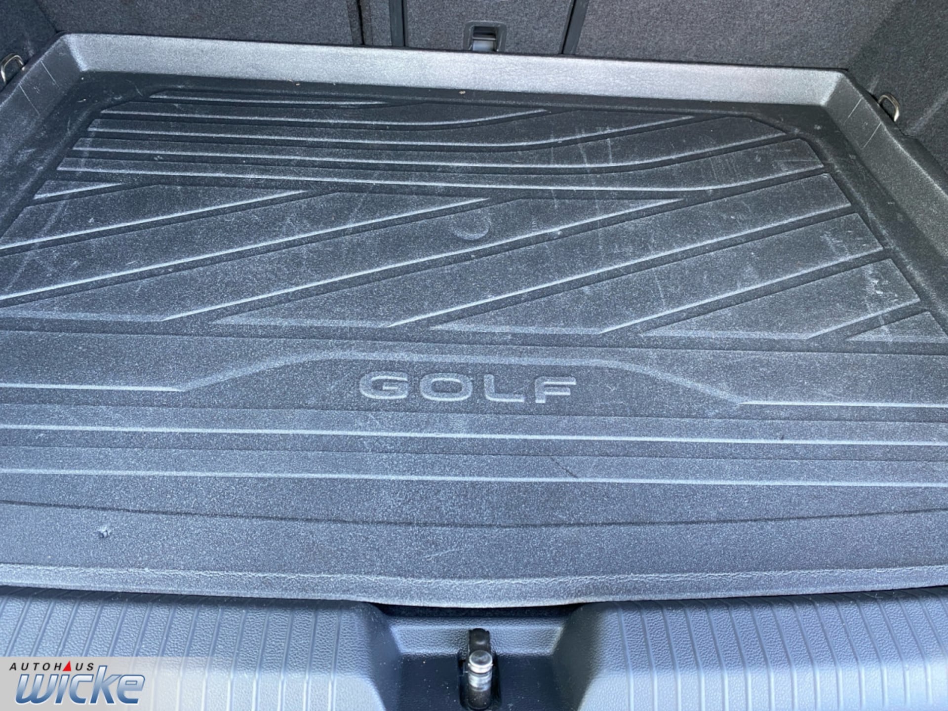 Volkswagen Golf R
