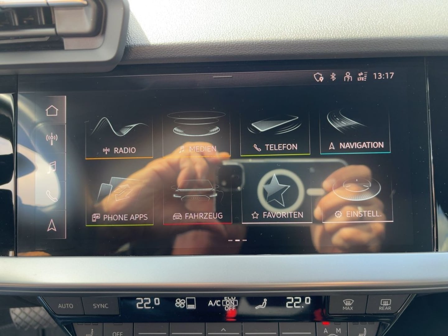 Bild über Audi A3 Sportback TFSI e advanced 40 TFSI e S tronic - für weitere Informationen kontaktieren Sie den Audi Partner
