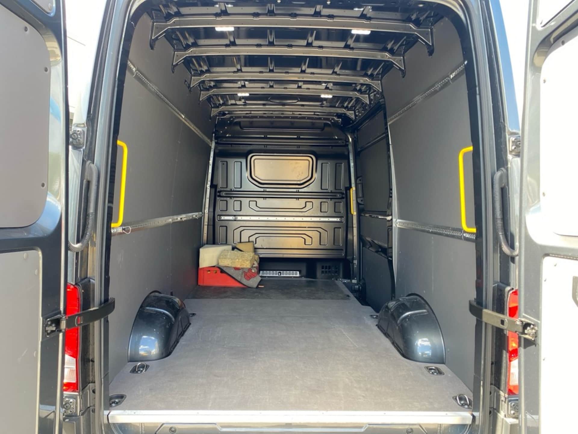 Volkswagen Crafter Kasten mittlerer Radstand