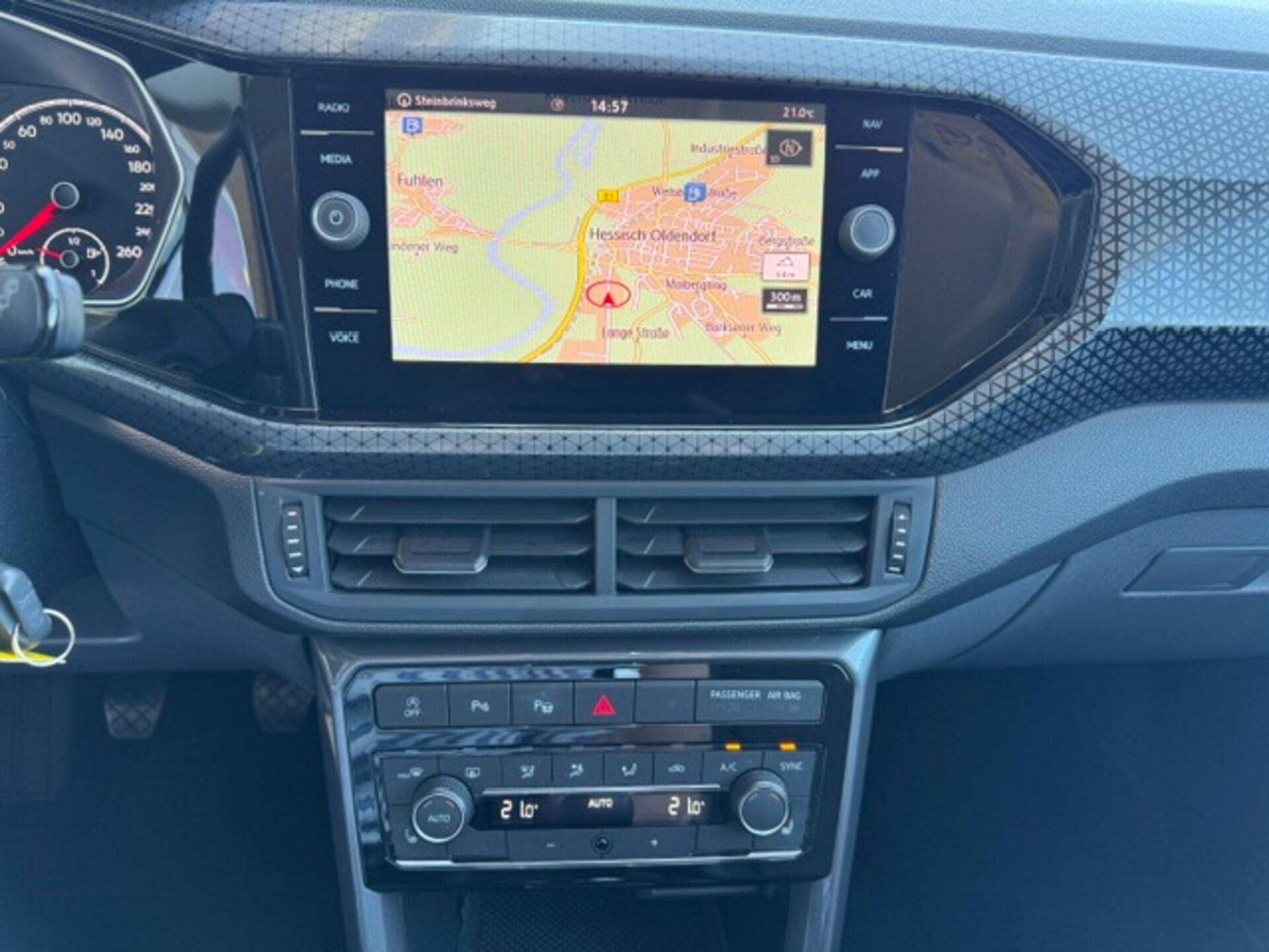 Volkswagen T-Cross Style