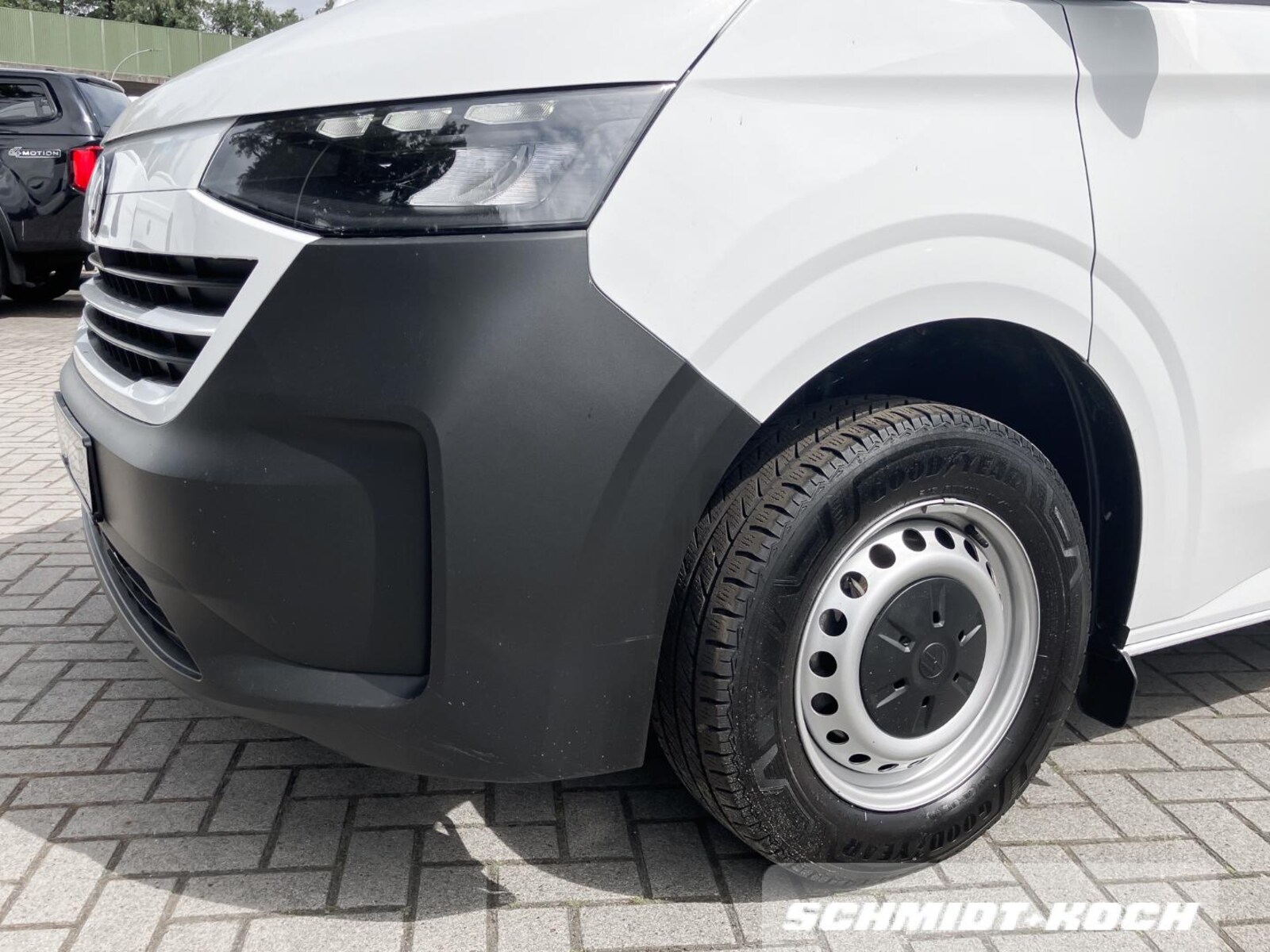 Volkswagen Transporter Kasten kurzer Radstand – Bild 4
