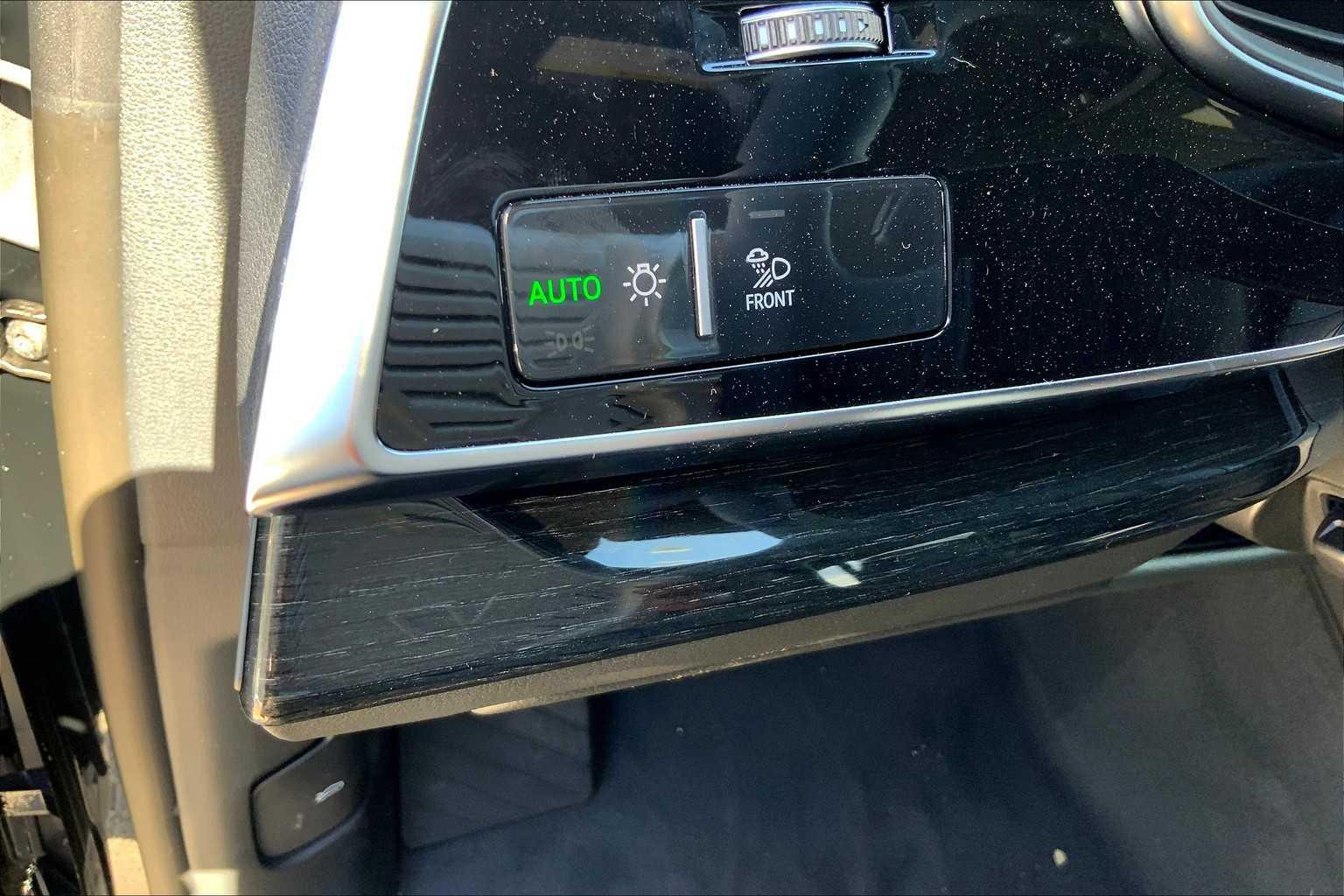 2026 Audi Q8 Premium Plus - Photo 16