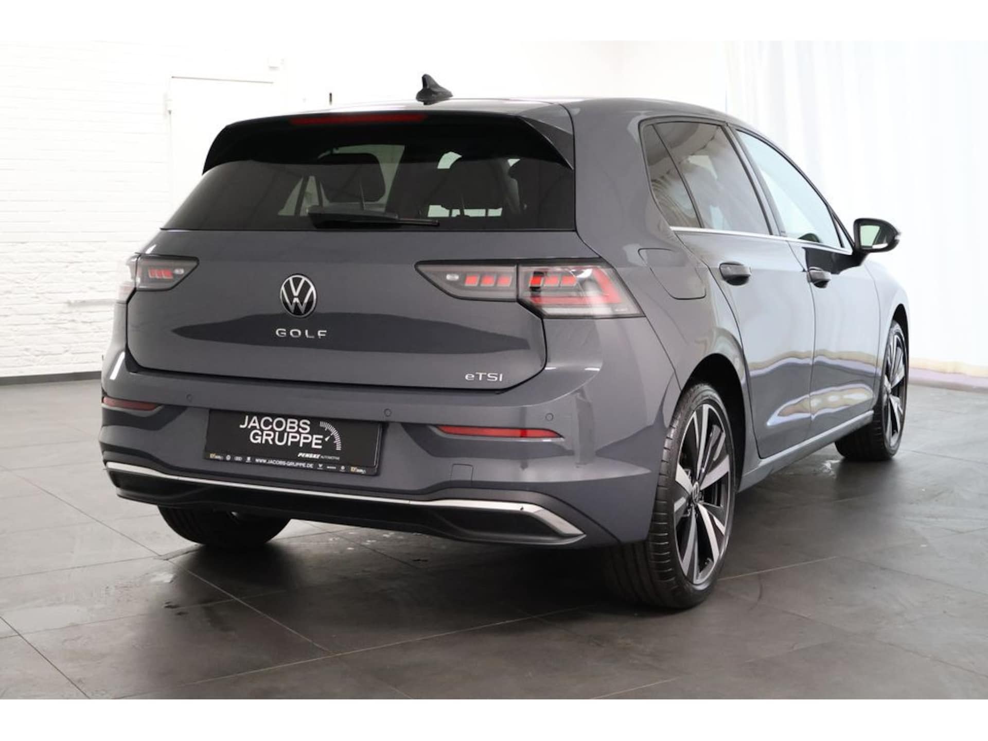 Volkswagen Golf Style