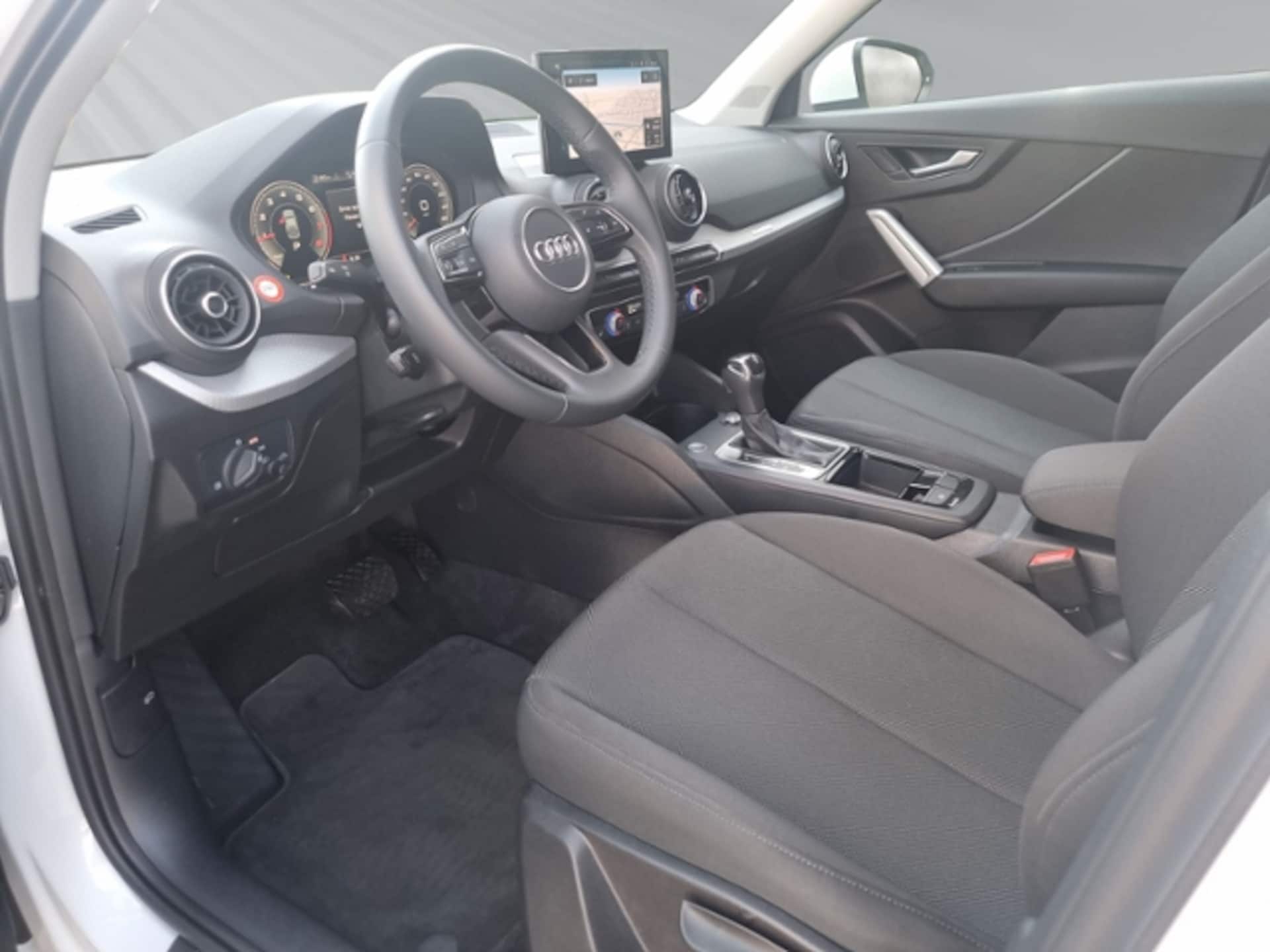 Audi Q2 S line