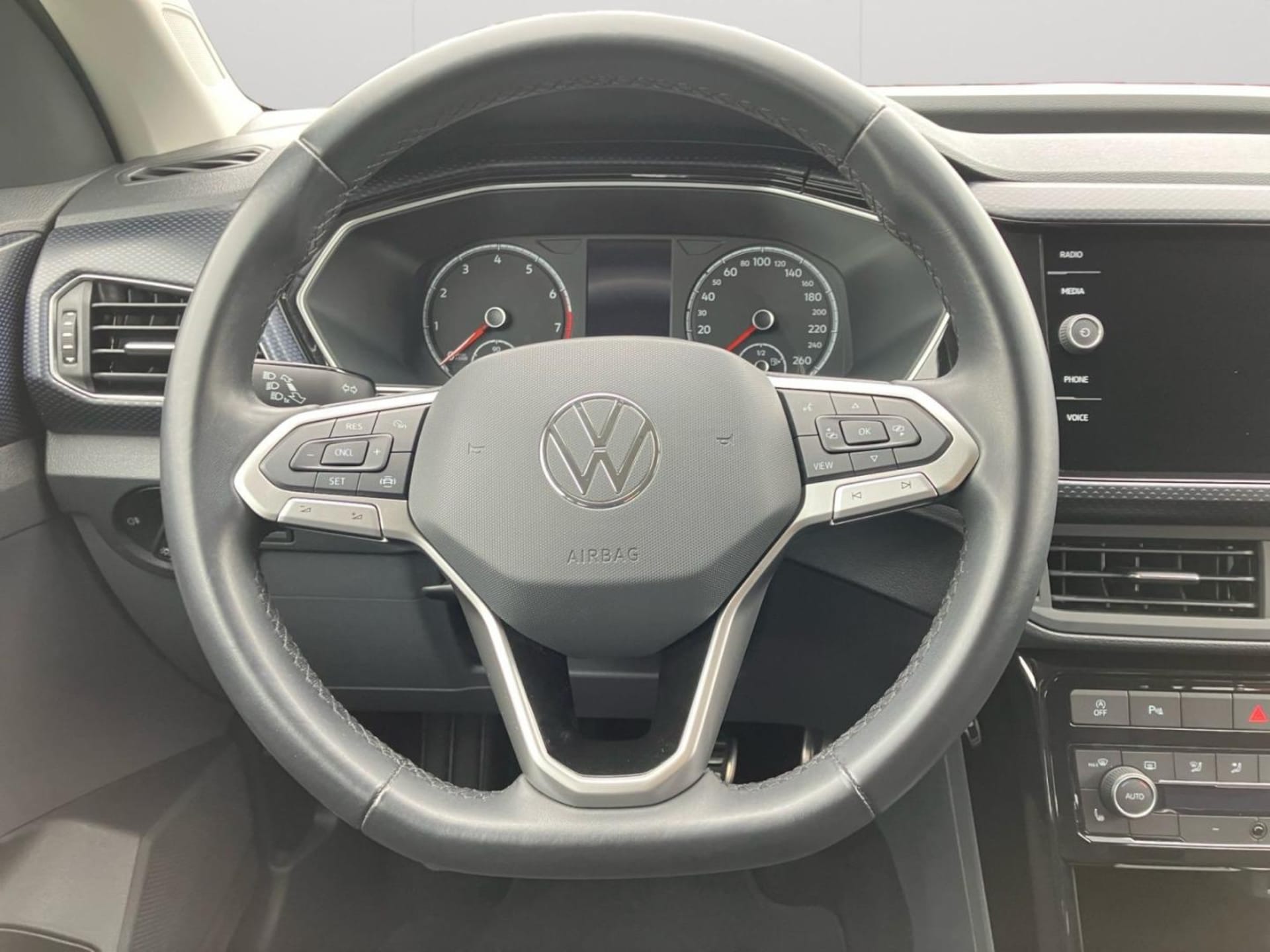 Volkswagen T-Cross United