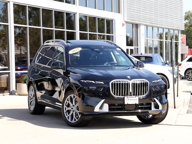 Photo of 2025 BMW X7