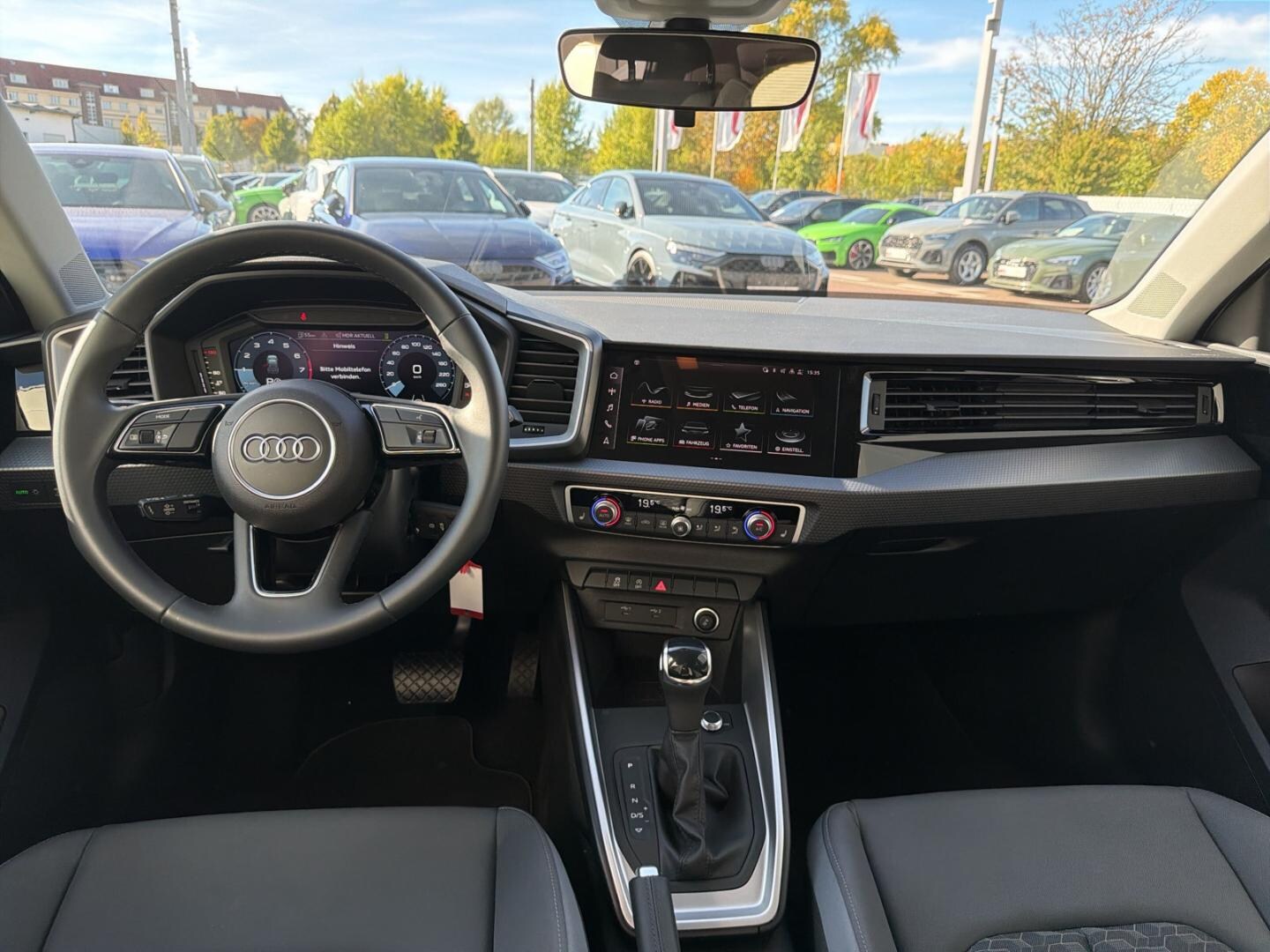 Bild über Audi A1 Sportback advanced 30 TFSI S tronic - für weitere Informationen kontaktieren Sie den Audi Partner
