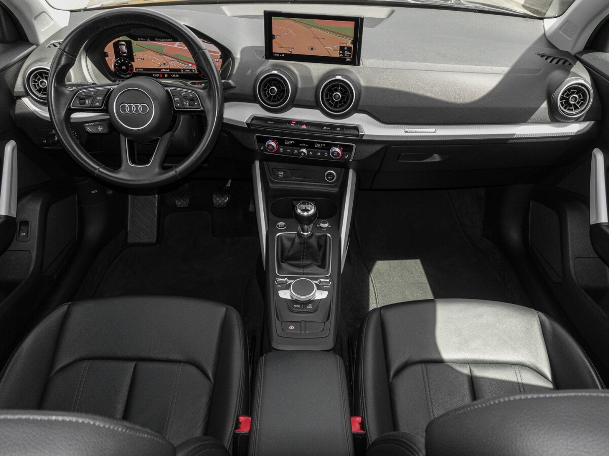 Image about Audi Q2 design 30 TFSI Schaltgetriebe