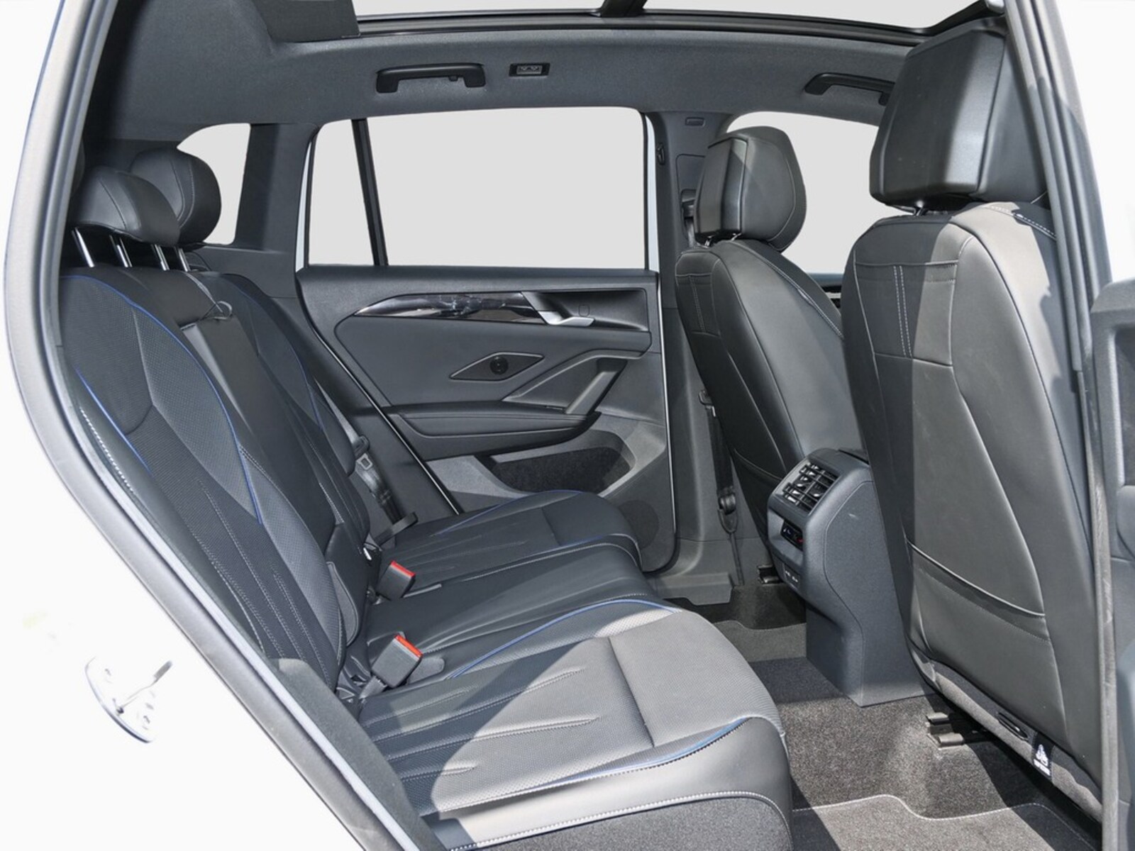 Volkswagen Tiguan – Bild 10