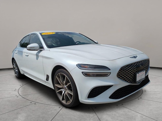 Photo of 2023 Genesis G70