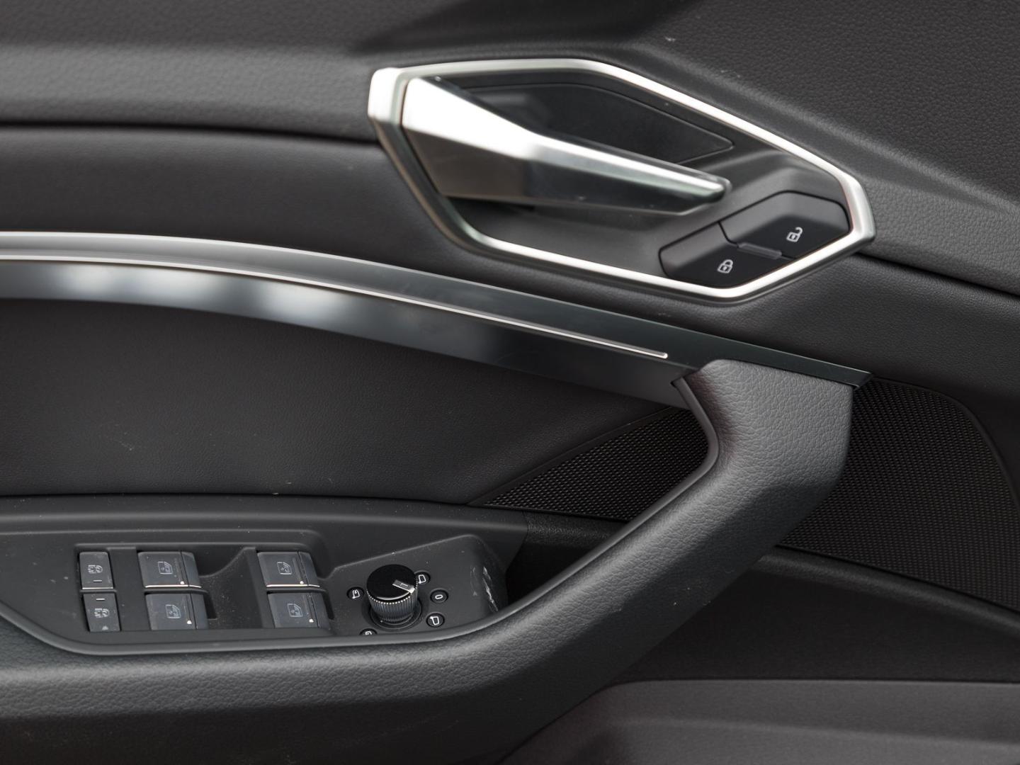 Image about Audi Q8 e-tron advanced 55 e-tron quattro