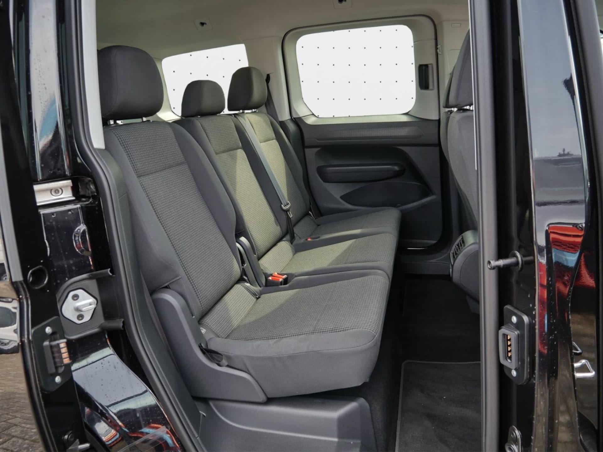 Volkswagen Caddy Basis-Modell