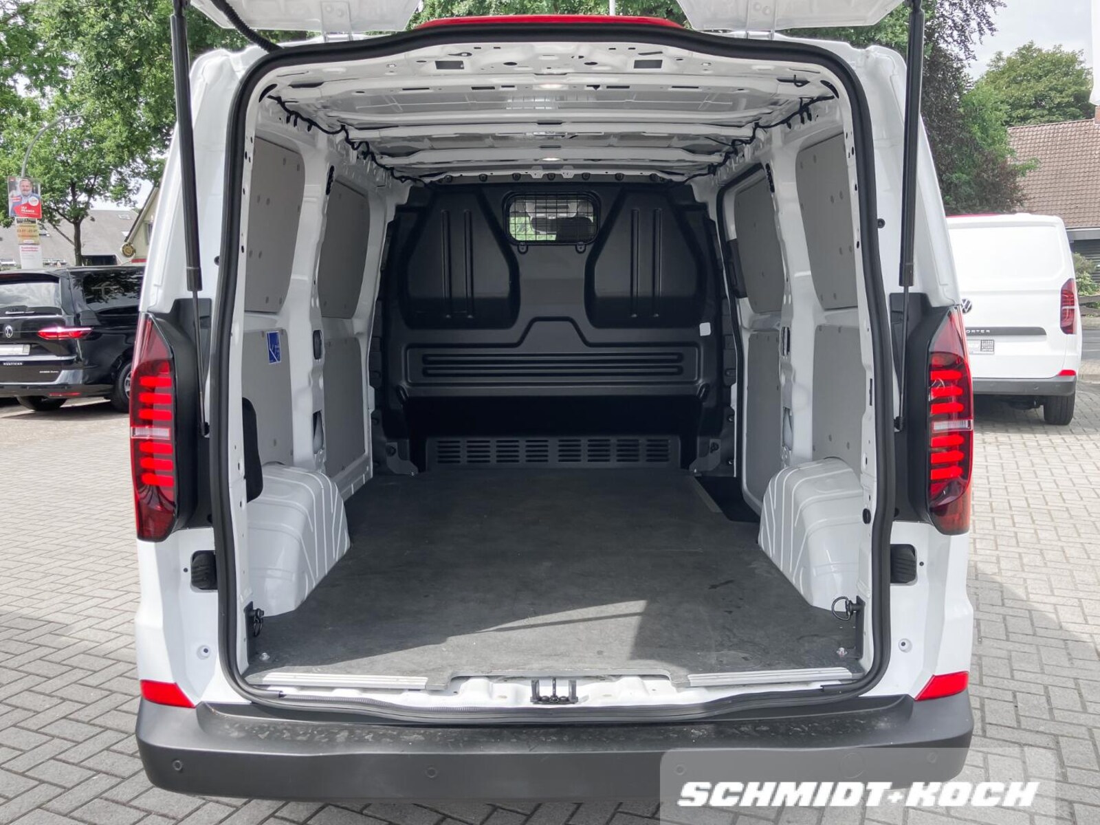 Volkswagen Transporter Kasten kurzer Radstand – Bild 11