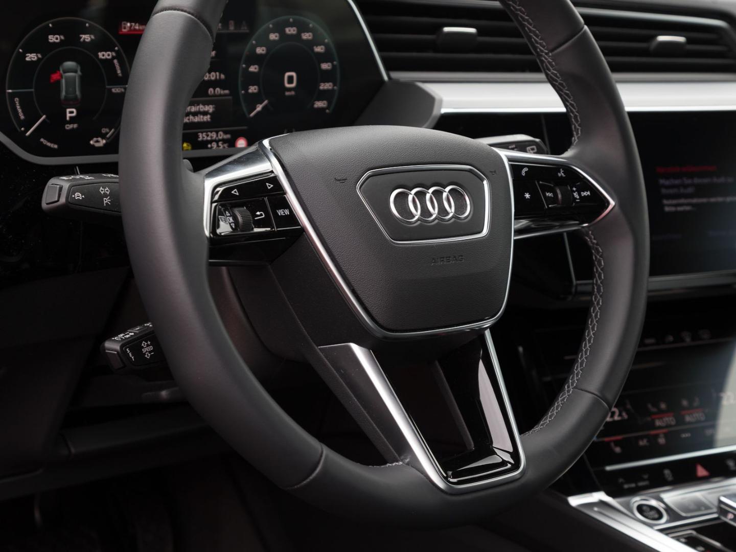 Image about Audi Q8 e-tron advanced 55 e-tron quattro