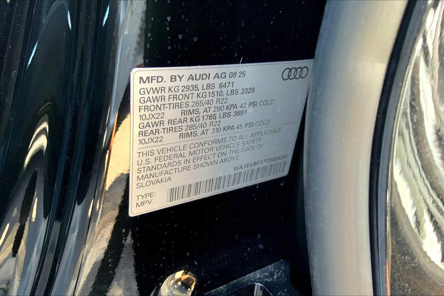 2026 Audi Q8 Premium Plus - Photo 19