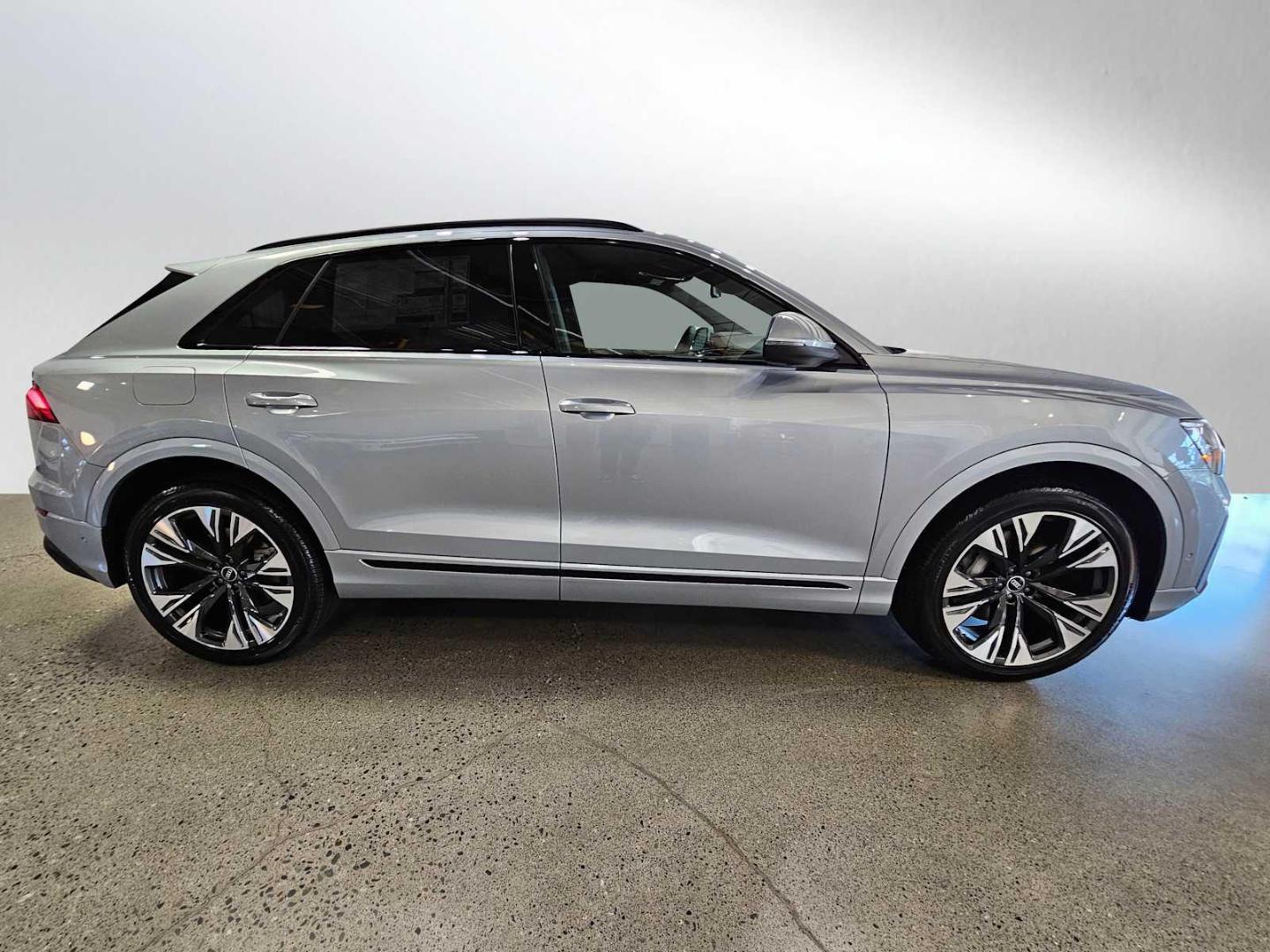 2025 Audi Q8 Premium Plus - Photo 8