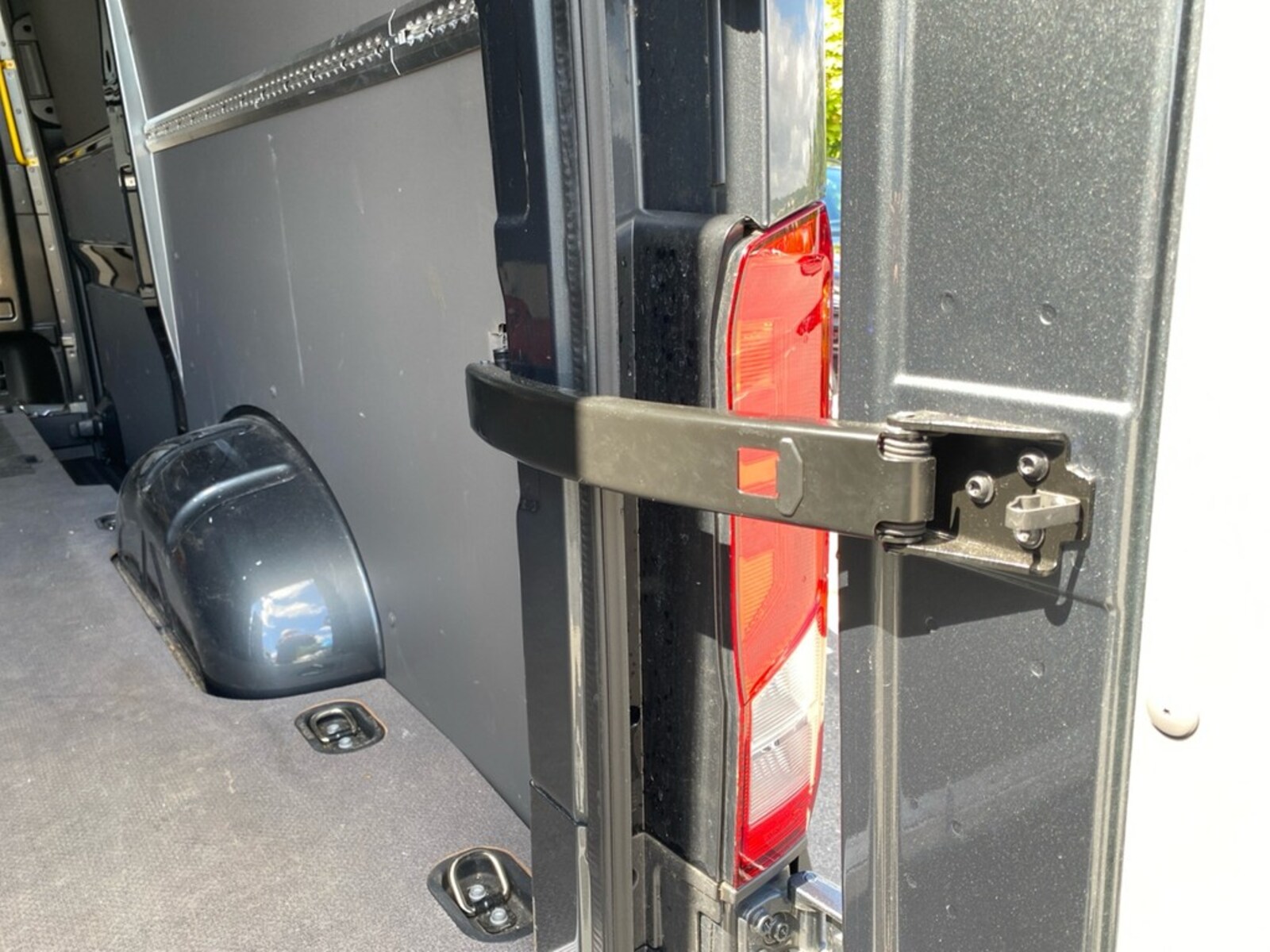 Volkswagen Crafter Kasten mittlerer Radstand – Bild 18