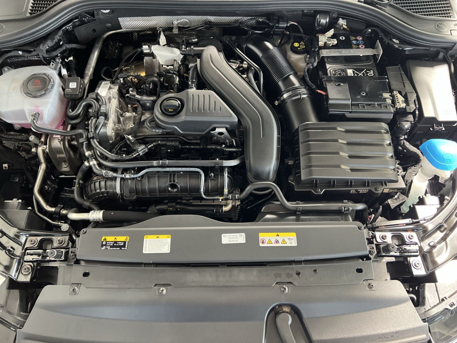 Volkswagen Passat – Bild 15
