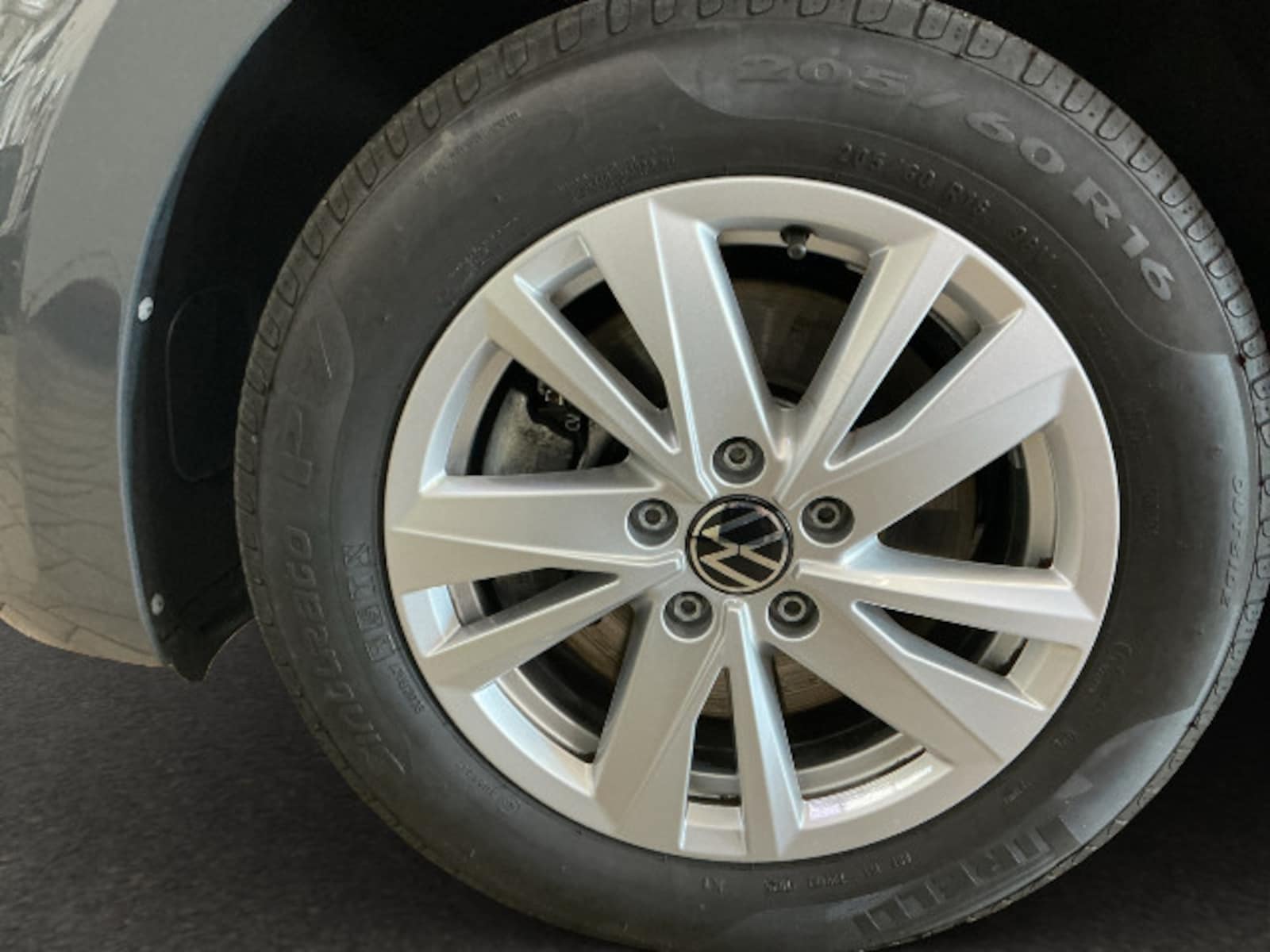 Volkswagen Touran – Bild 10