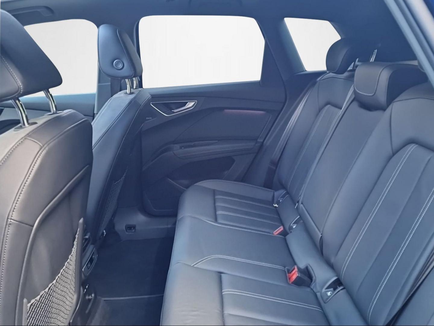 Image about Audi Q4 e-tron 50 e-tron quattro 220,00 kW