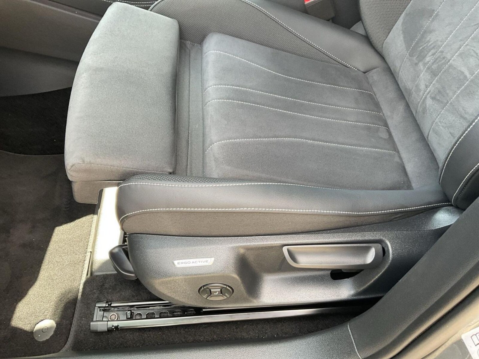 Volkswagen T-Roc – Bild 21